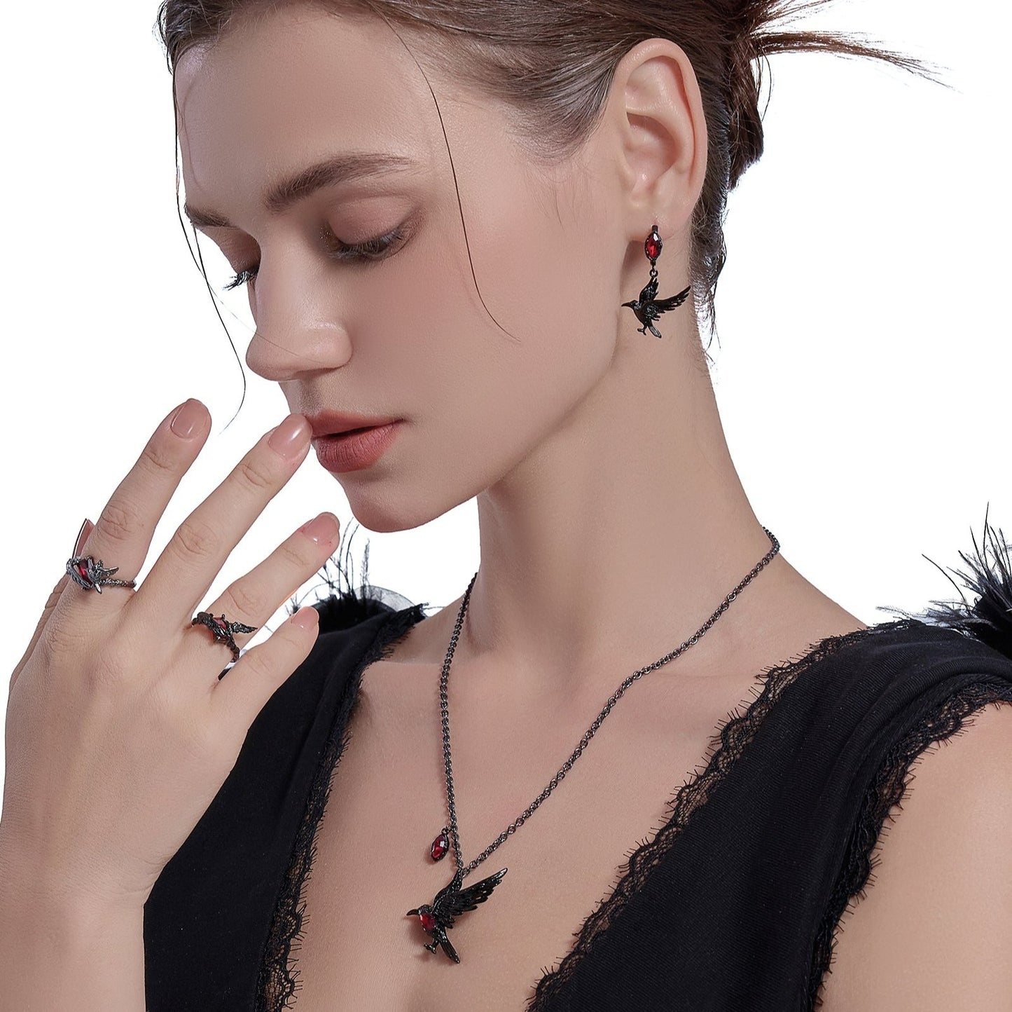 Par de Brincos RAVEN