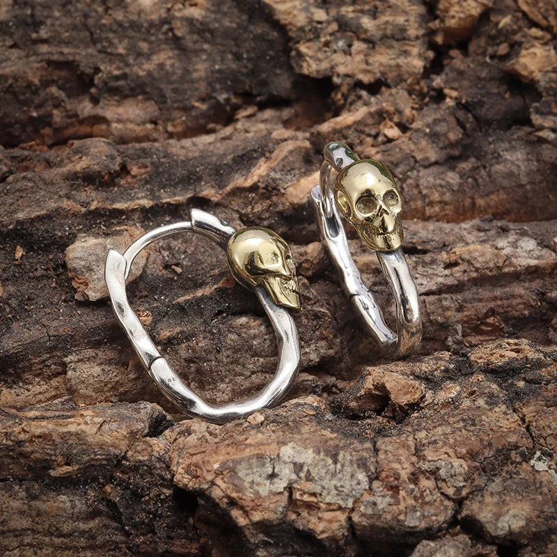 Par de Brincos Caveira Vintage em Prata 925