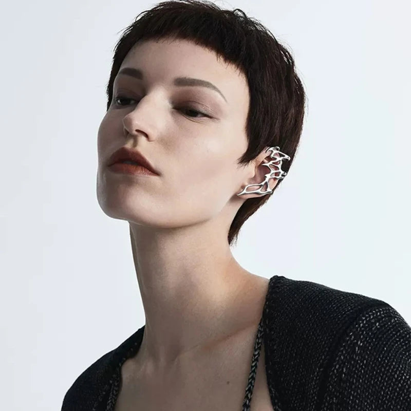 Brinco Ear Cuff Liquid Silver