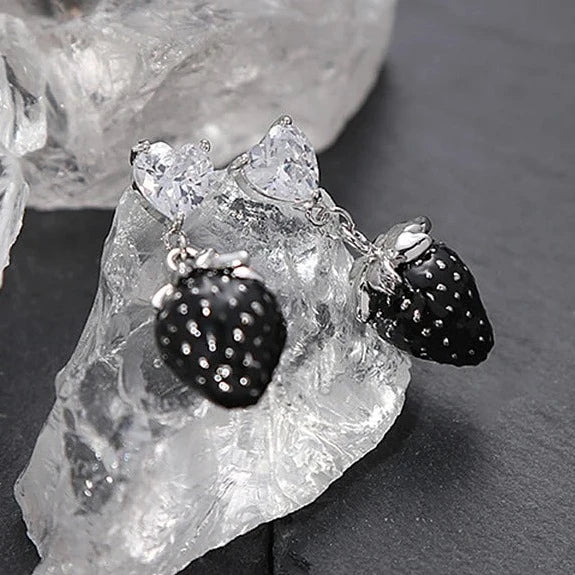 Par de Brincos Moranguinho Preto com Zircônia