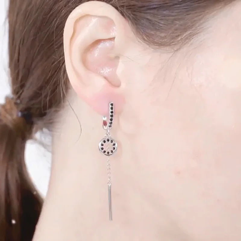 Par de Brincos Preto Clássico com Zircônias