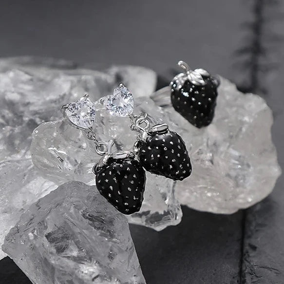 Par de Brincos Moranguinho Preto com Zircônia