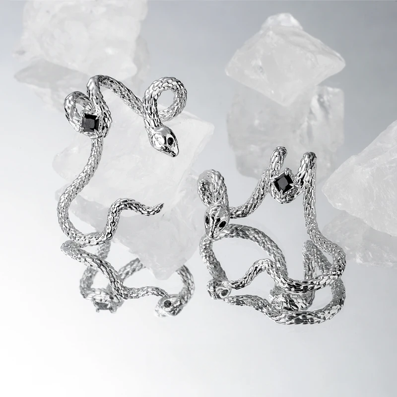 Brinco Estilo Ear Clip Snake